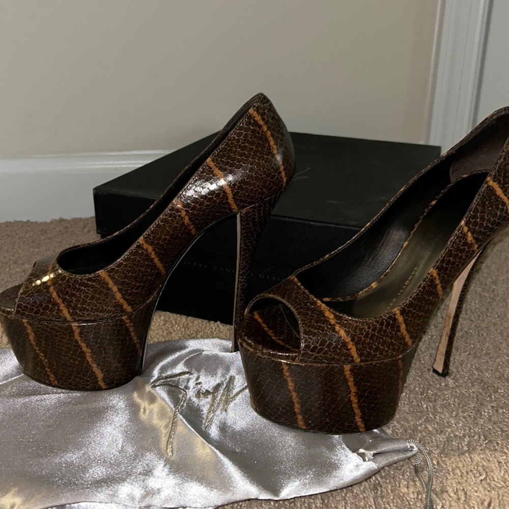 Giuseppe heels